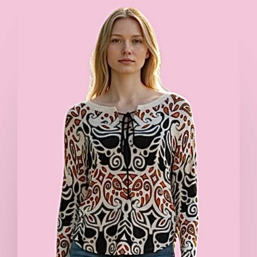 Women's Black and Orange Patterned lightweight sweater